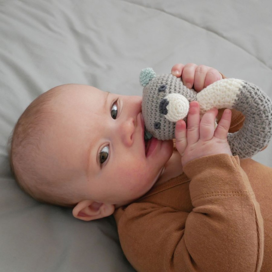 Leg GIFTS | Oline Bear Rattle In Soft Organic Cotton Yarn